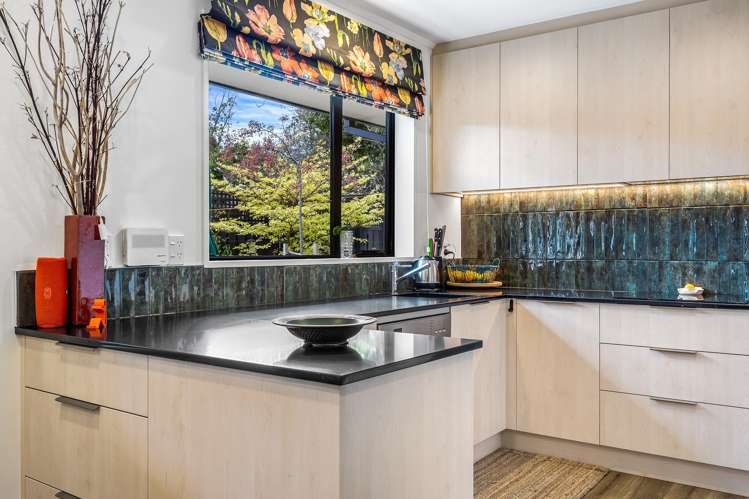 5 Castle Way Beckenham_9