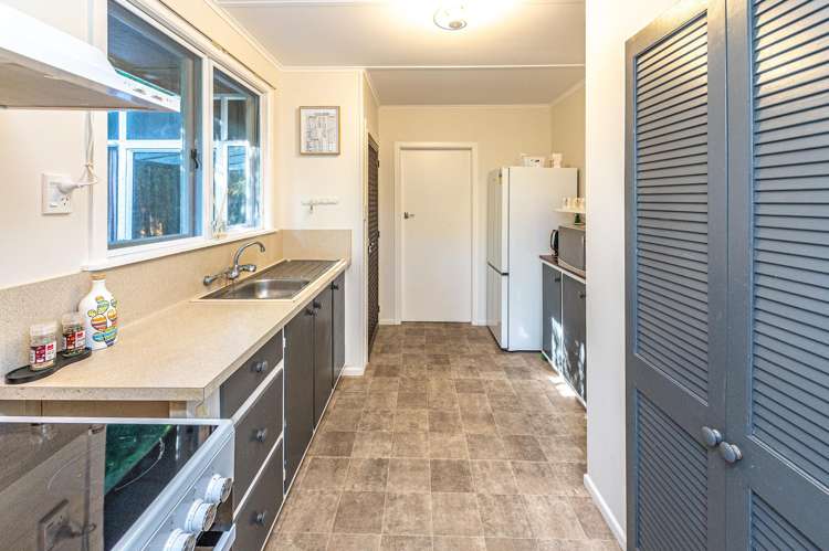 157A No 3 Line Whanganui East_9