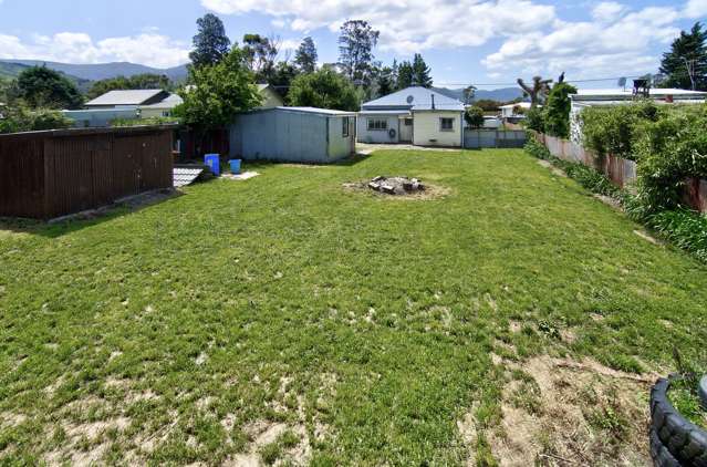 130 Fitzherbert Street Featherston_4