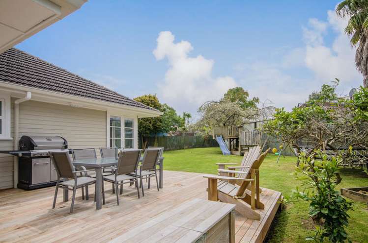55 Kervil Avenue Te Atatu Peninsula_11