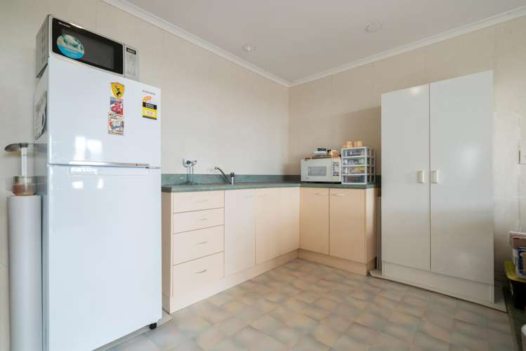 56 Ribbonwood Crescent Goodwood Heights_21