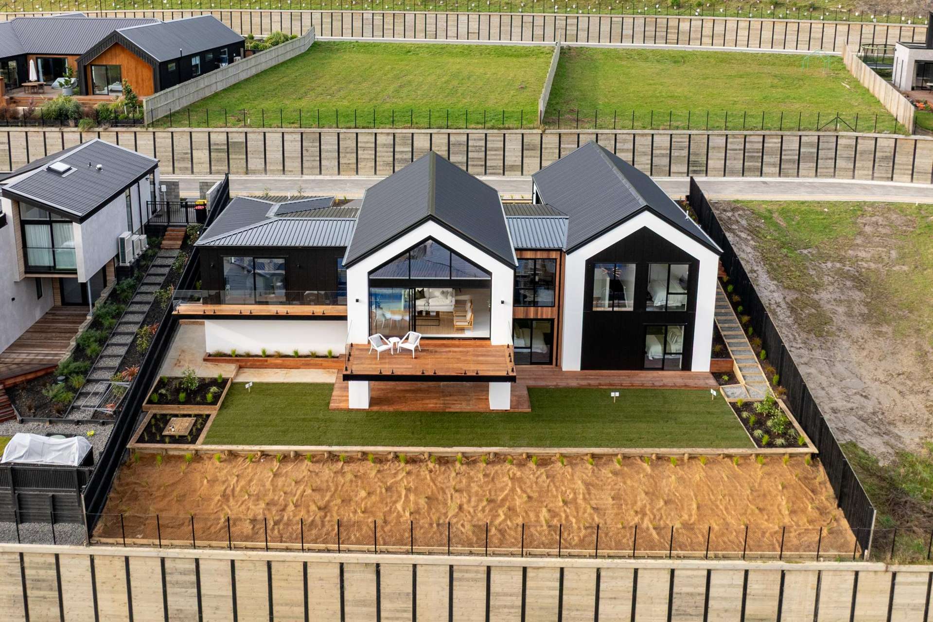 10 Flowers Lane Cracroft_0