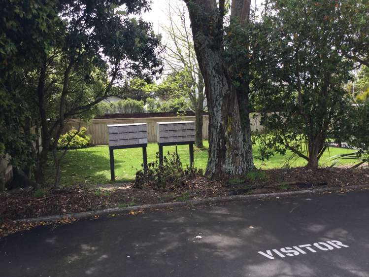 15/32 Blockhouse Bay Road Avondale_1