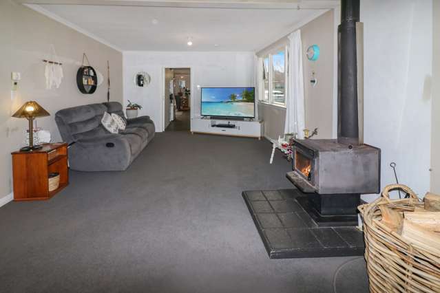 4 Hunter Street Dannevirke_2