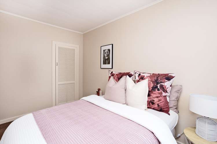 2/237 Queens Drive Windsor_13