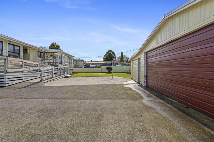 82 High Street Eltham_19