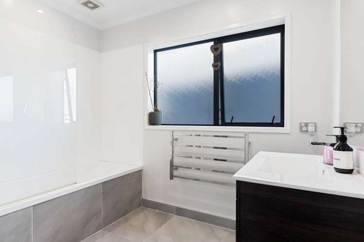 83 Andrew Jack Road Silverdale_8