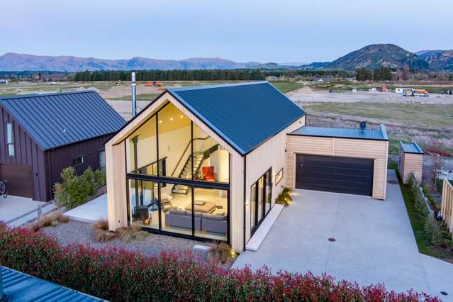 7a McDonald Street Wanaka_1