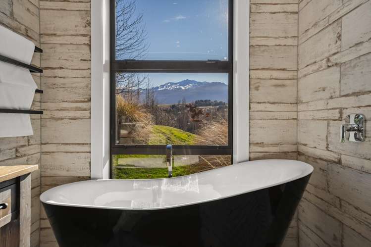 52 Threepwood Road Lake Hayes_11