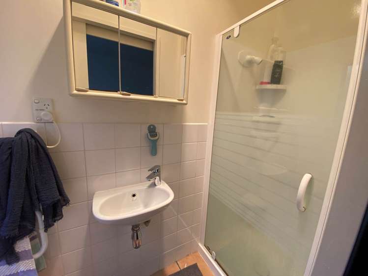 222c Moore Street Howick_6