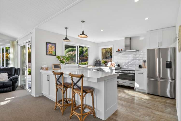 24 Hillplough Heights_5