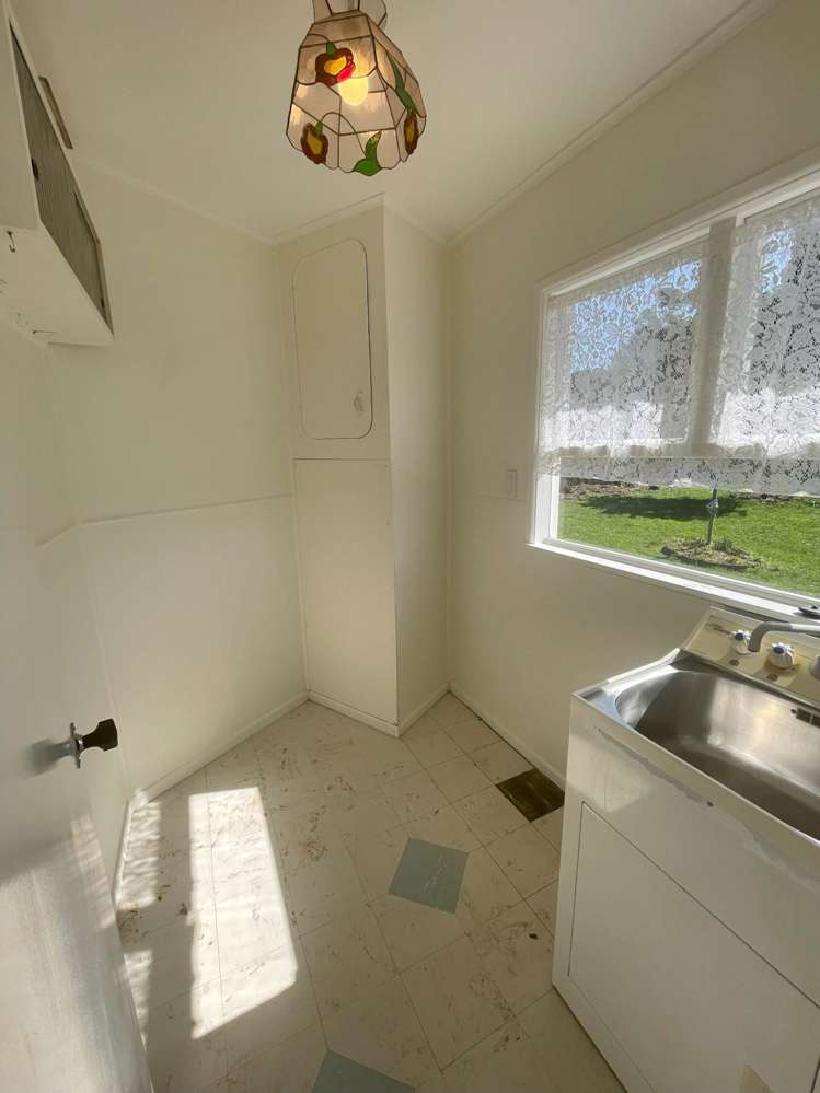 52 Fairclough Road Beach Haven_11