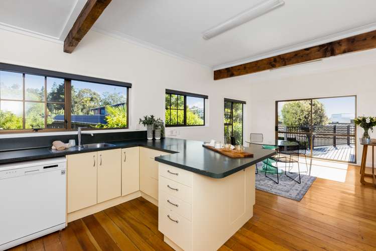 25 Enfield Road Hospital Hill_2