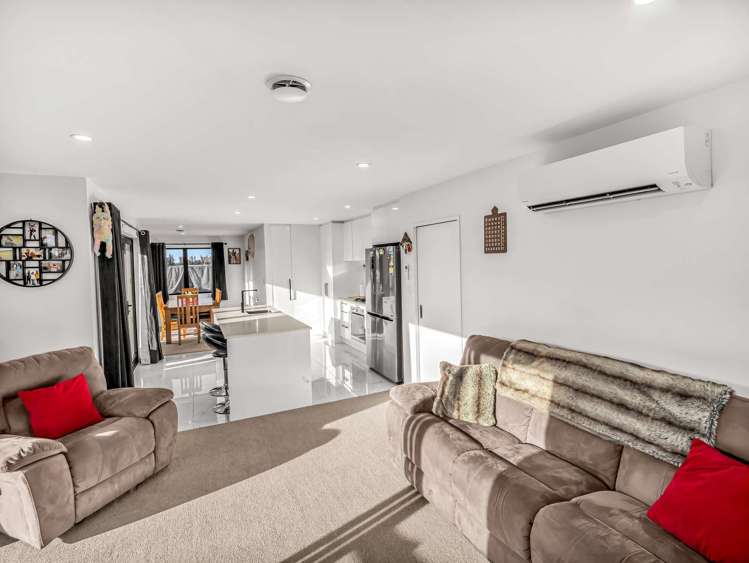 15B Strowan Avenue_4