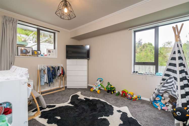 8 Greenhithe Street Waihola_13