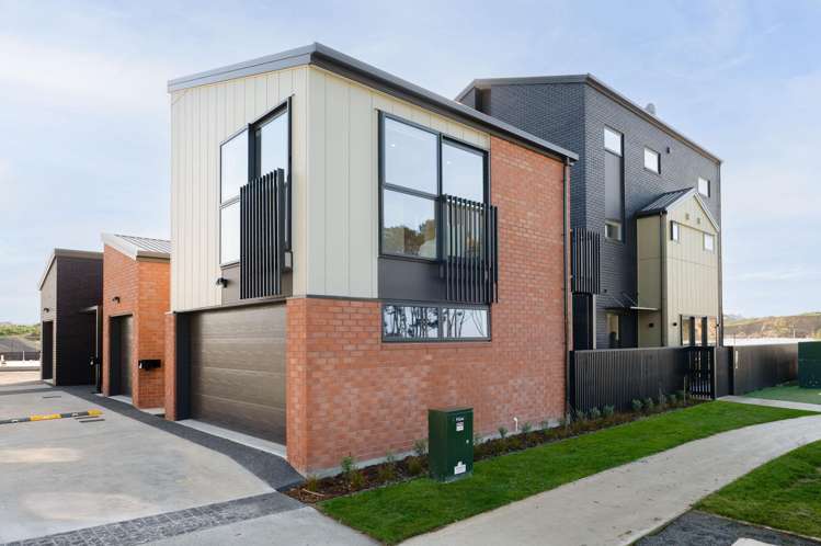 1/17 Clearwater Street_0