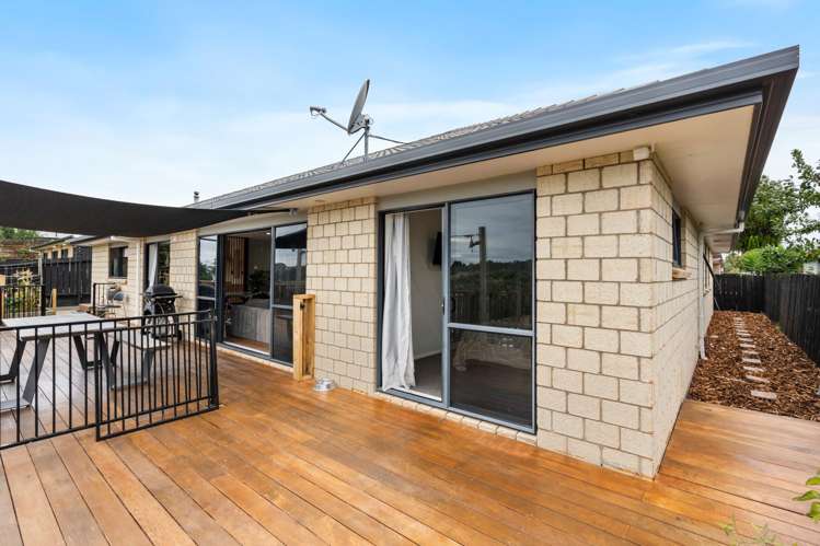 55 Coopers Road Gate Pa_22