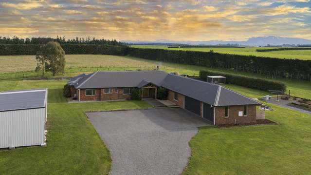 Spacious Living Meets Country Charm