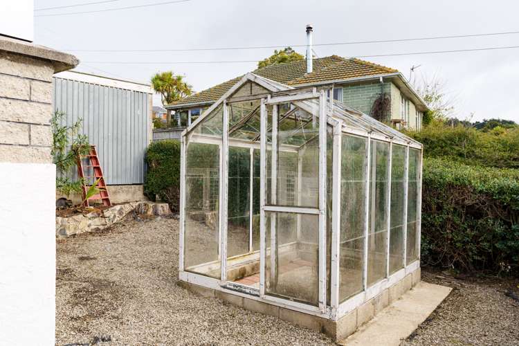 42 Turnbull Street Brockville_14