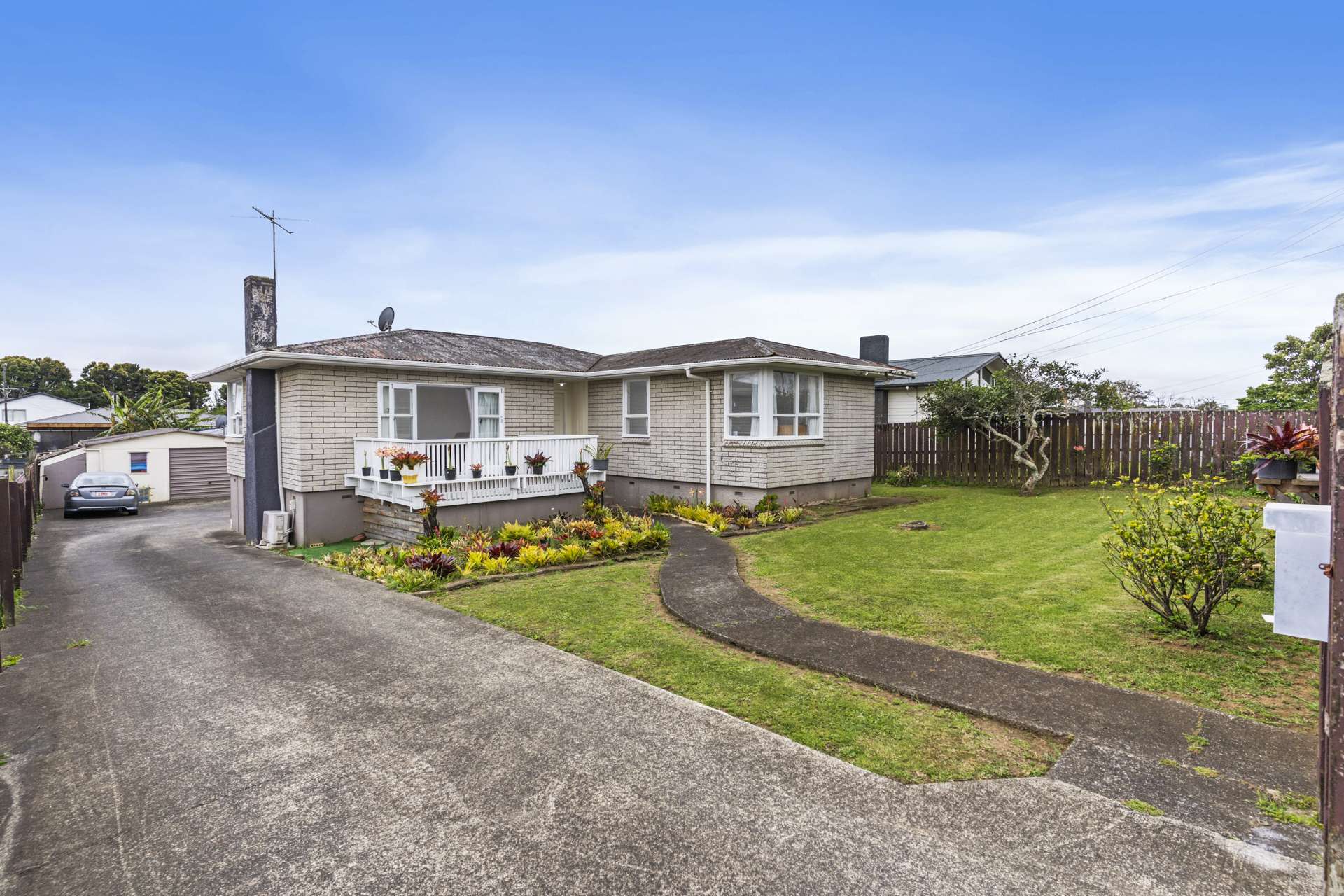 13 Parker Crescent Otara_0