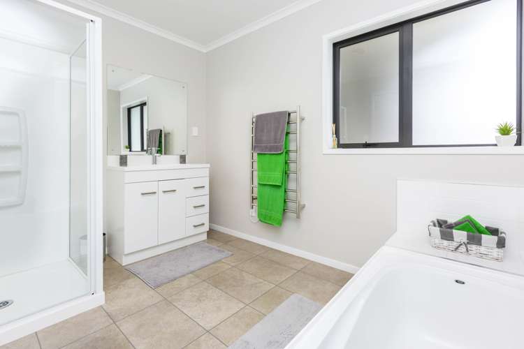 89 Riverstone Drive Riverstone Terraces_15