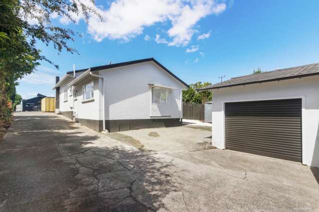 1/4022 Great North Road Glen Eden_2