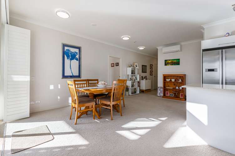 86 Eaves Bush Parade Orewa_14