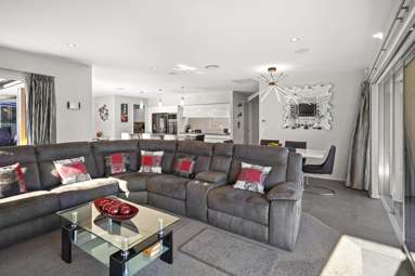 10 Rutherford Crescent_1