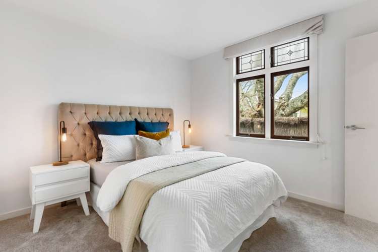 2 Lynch Street Pt Chevalier_22