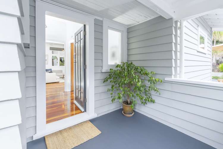 8 Altham Avenue Mount Eden_21