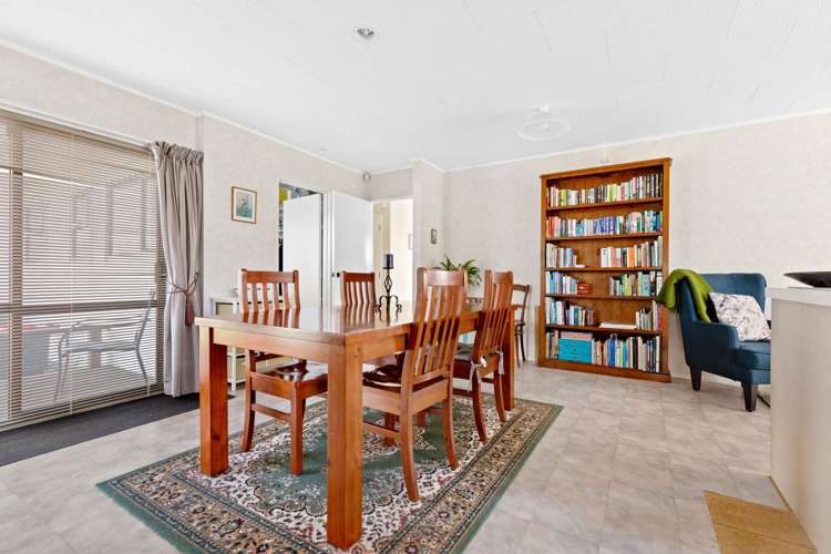 8 Aquarius Drive Kawaha Point_7