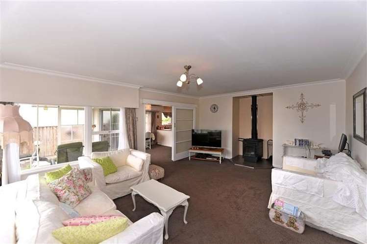 21 Kipling Crescent Stoke_5