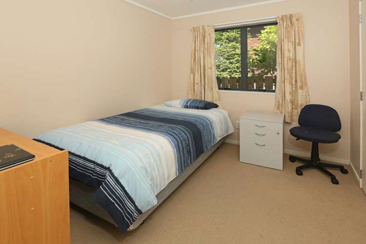 16a Divich Avenue Te Atatu South_10