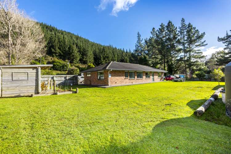 1845 State Highway 2 Kaitoke_24