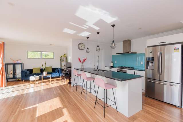 15 Prestwich Rise Churton Park_1