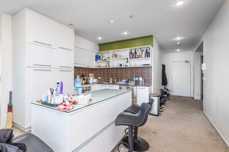 1011/30 Beach Road Auckland Central_6