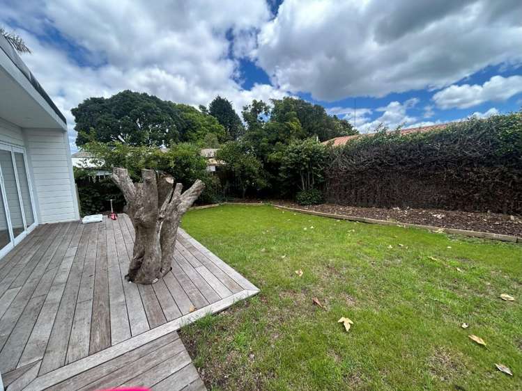 24 Ascot Road 11229_9