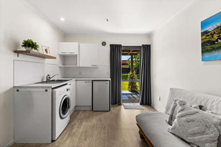 12 Weathers Place Taradale_26