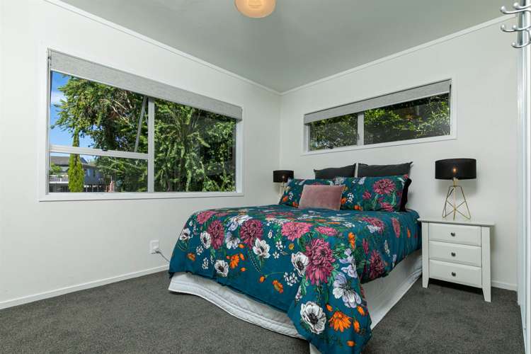 7 Seabar Place Glen Eden_8