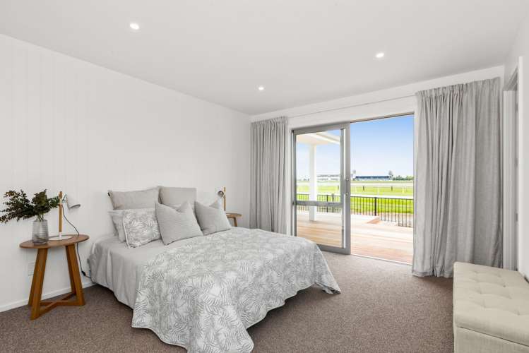 9 Raceview Close Raureka_8