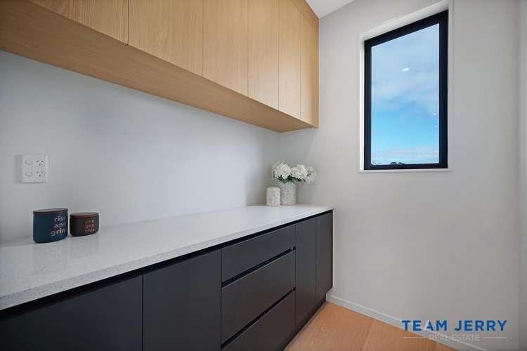 1 Korowhiti Road Clarks Beach_6