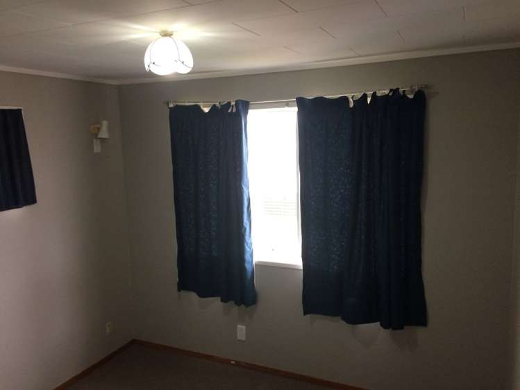 9 Espada Place Clover Park_7