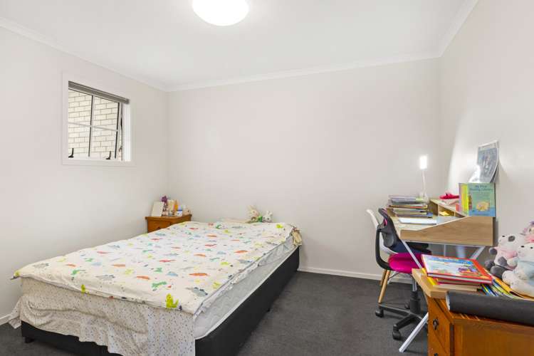 11 Chiefs Court Hamilton East_12