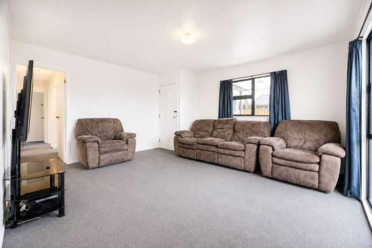 2/413 Peachgrove Road Fairfield_6