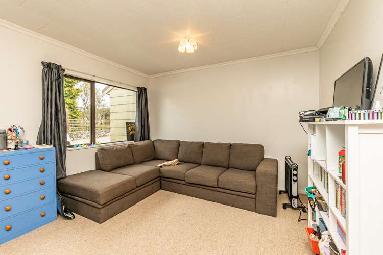 8 George Street Geraldine_13