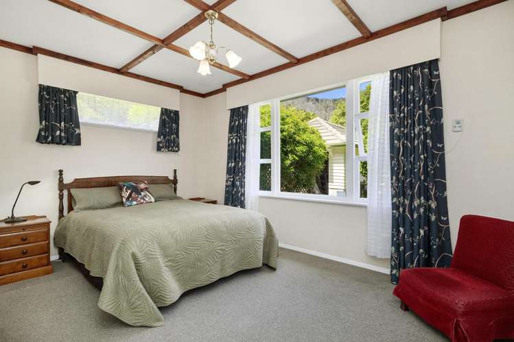 493 Stokes Valley Road Stokes Valley_8