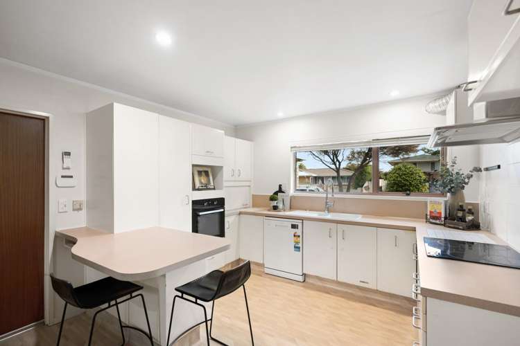 60 Pulham Crescent Queenwood_10