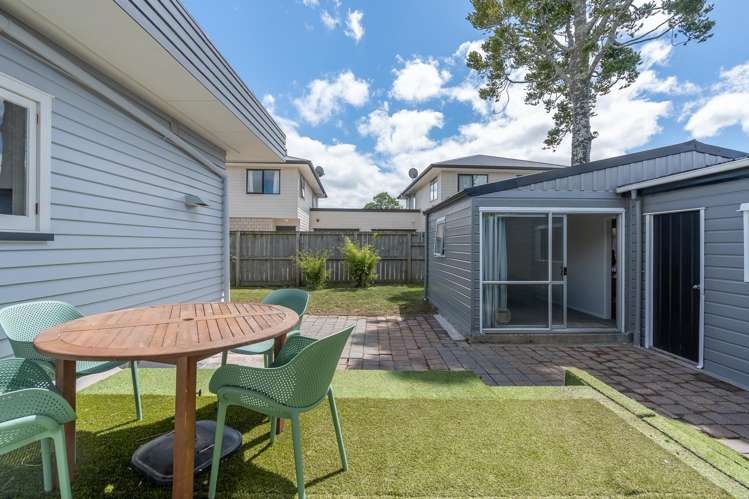 54 Pine Avenue Melville_13