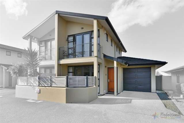 25/8 Landscape Road Papatoetoe_1