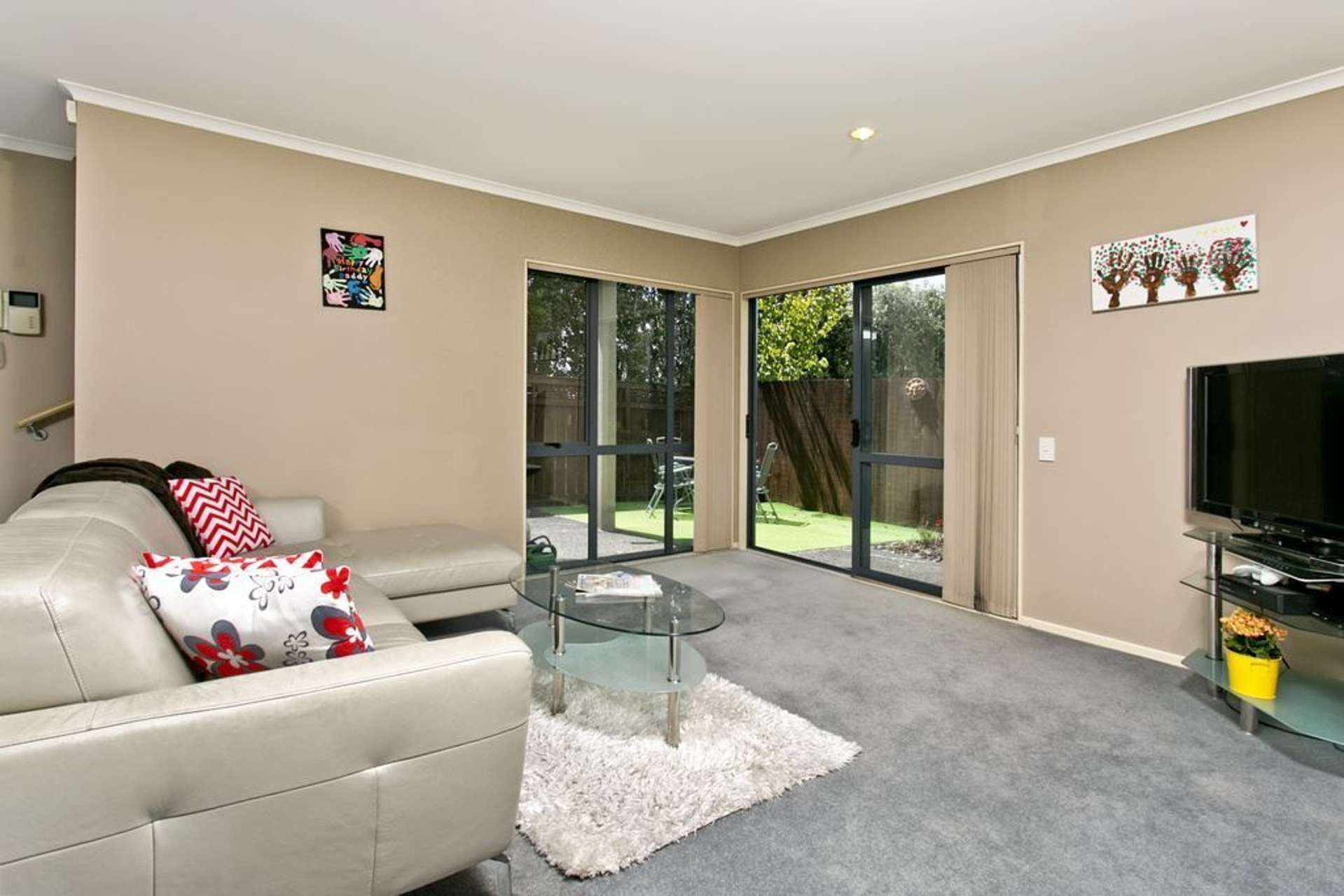 6/35 Highgrove Lane Totara Vale_0